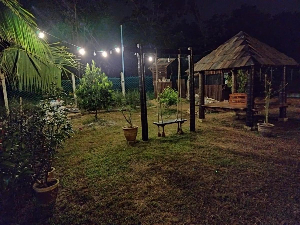 Tehel Farmhouse Malacca Exterior foto